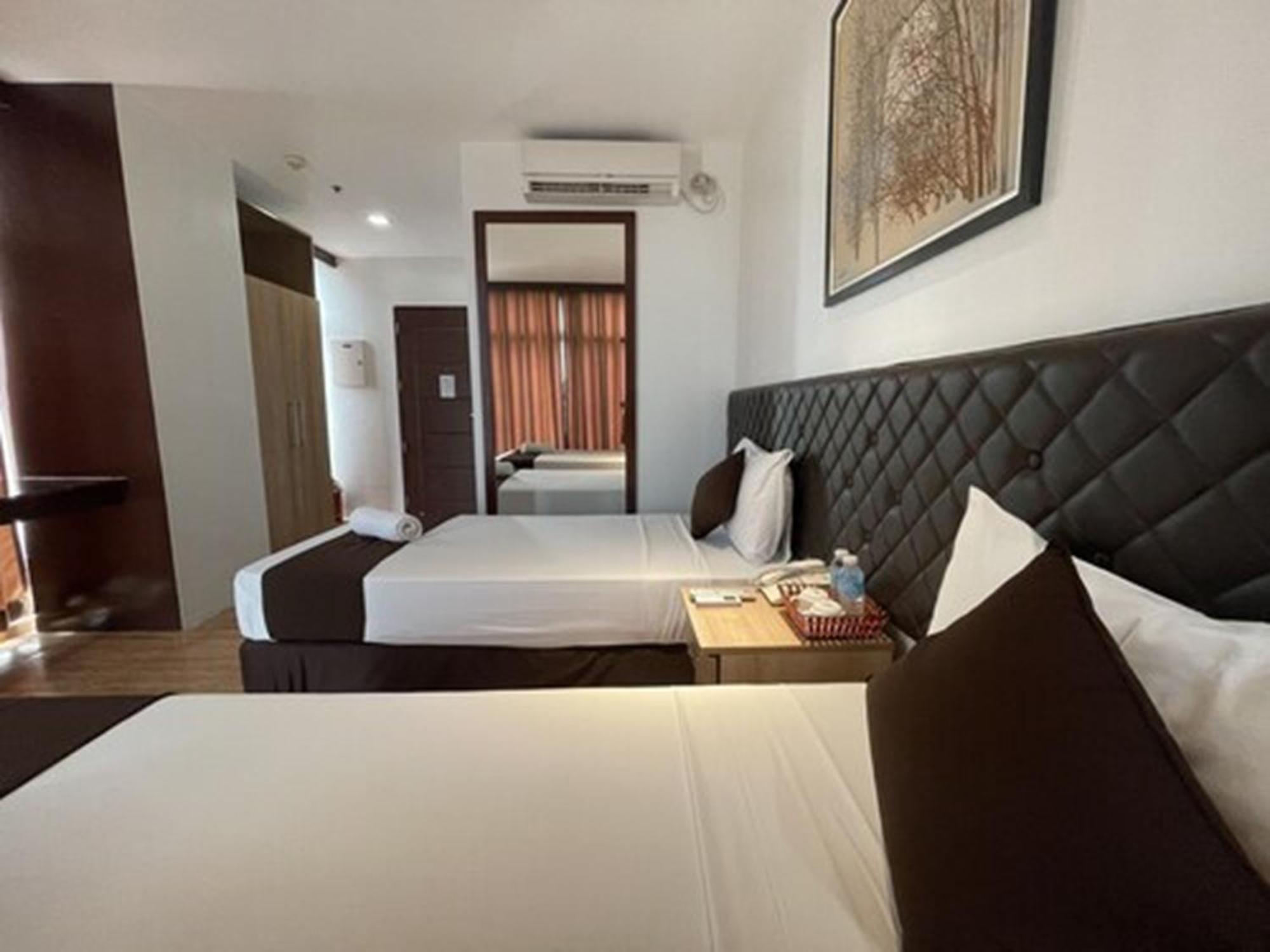 Cebu Capitol Central Hotel & Suites Powered By Cocotel Quarto foto