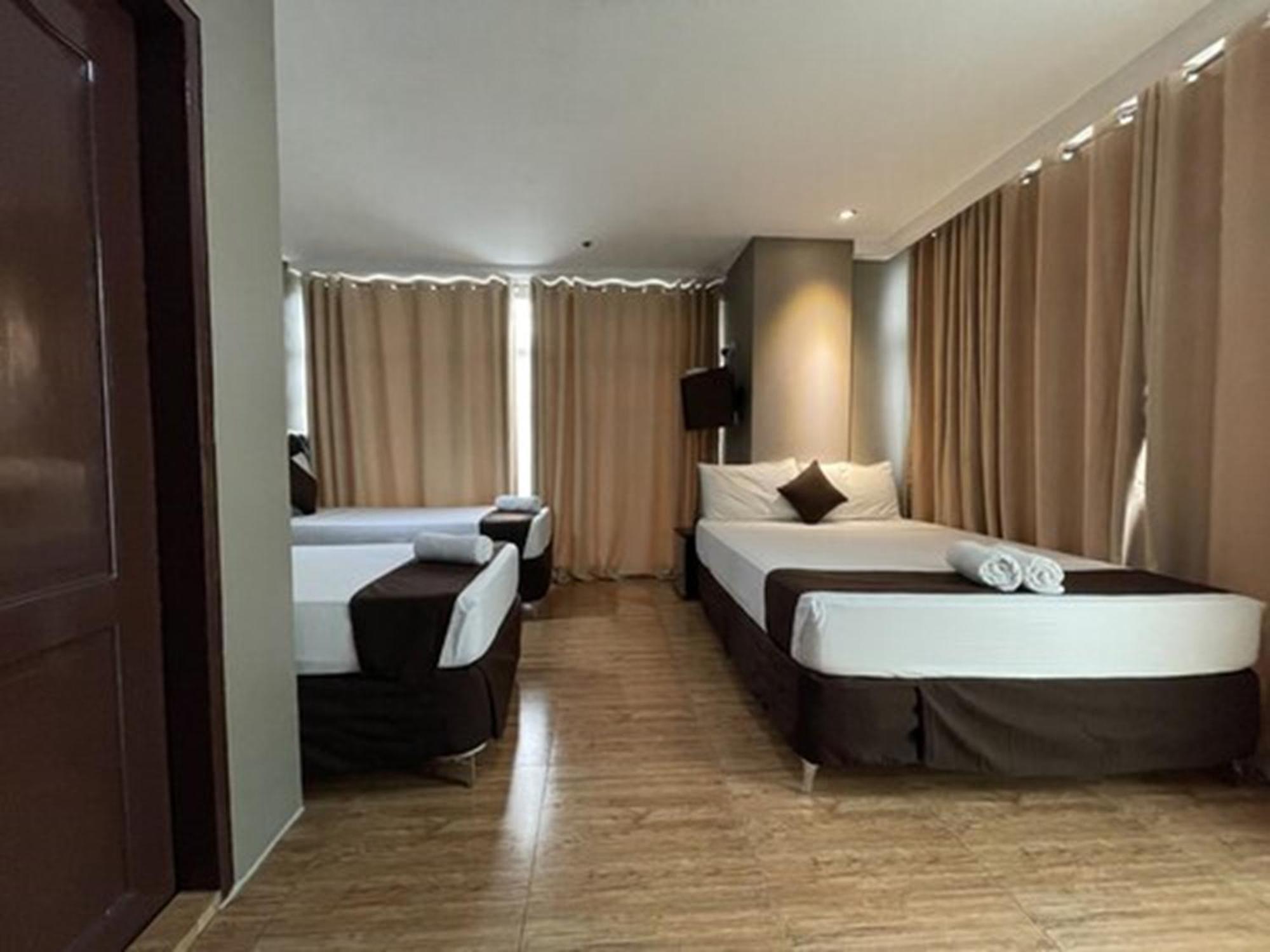 Cebu Capitol Central Hotel & Suites Powered By Cocotel Quarto foto
